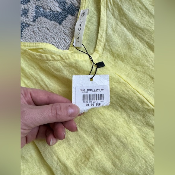 NWT Super cool jumpsuit/romper lemon yellow color Spanish brand size M - Picture 4 of 8